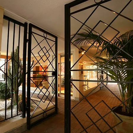 Aparthotel Croisette Prestige 2*