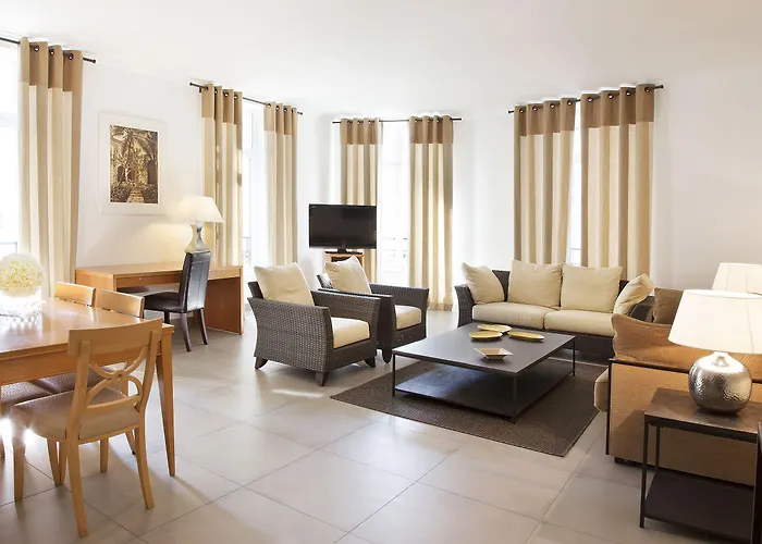 Hotel apartamentowy Croisette Prestige 4*